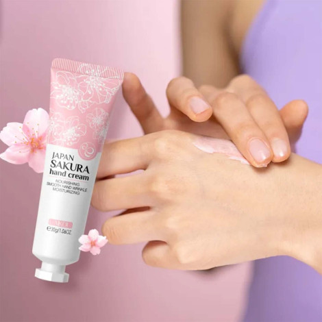 Laikou Japan Sakura Wrinkle Moisturizing Hand Cream 30g (China)