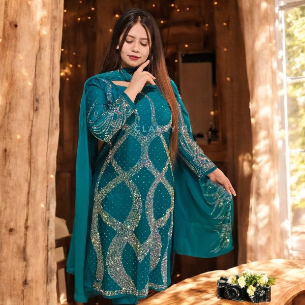 MB Stone Ready-Made Three-Piece Set