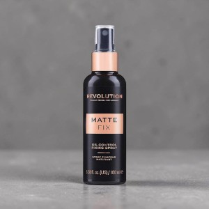 Makeup Revolution Matte Fix Oil Control Fixing Spray 100ml ( New Package) (UK)