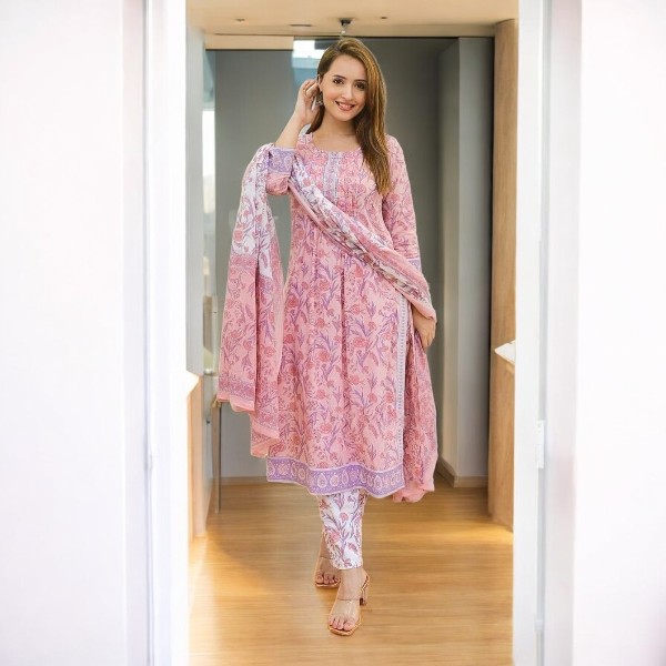 Ready Made Nayra Three Piece Set