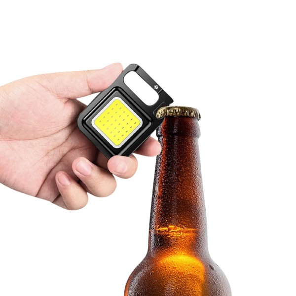 Multi-functional Outdoor Keychain Light with 800Lm COB and 3 Lighting Modes, for Camping, Hiking and Emergencies