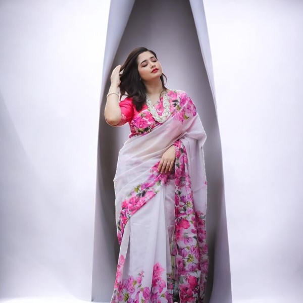 Chanduri Silk New Saree with Blouse Piece