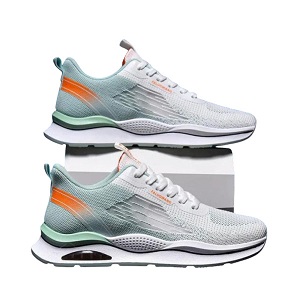 Sports shoe for men