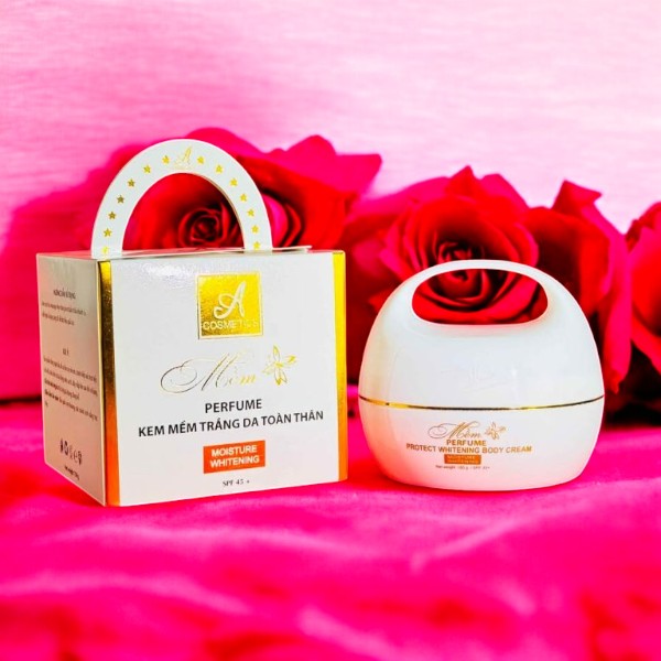 A COSMETICS BODY WHITENING CREAM (150G) MADE IN VIETNAM