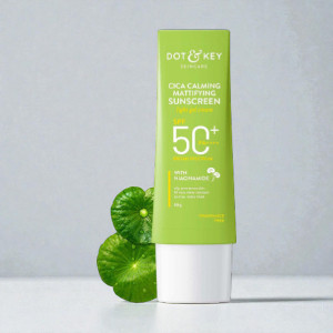 Dot & Key Cica Calming Mattifying Sunscreen SPF50+ PA+++ 80g (India)